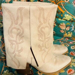 Women's Cream Dream Pairs Western Boots